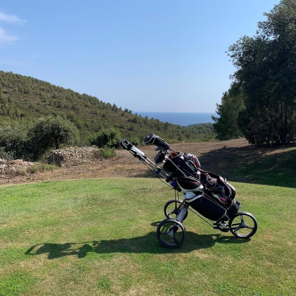 Appartement Hameau Des Amandiers-vue Mer&golf *